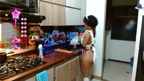 Tutti  online show from February 17, 12:18 am