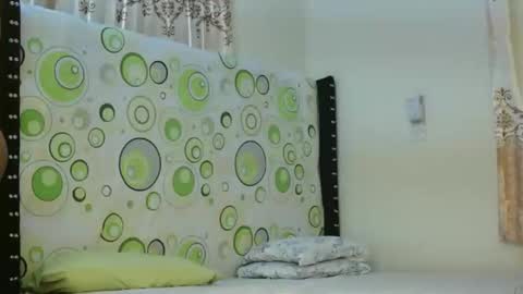 Snapshot of sweet_bobo chatting on January 18, 5:06 pm Ocean online show from January 18, 5:06 pm