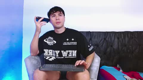 Theo ithan  leo online show from February 26, 11:31 am