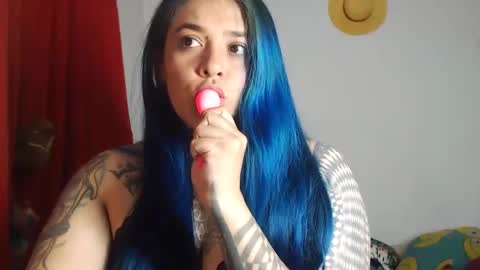 Bubbles online show from October 6, 1:03 am