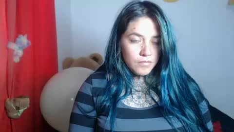 Bubbles online show from June 23, 9:57 pm