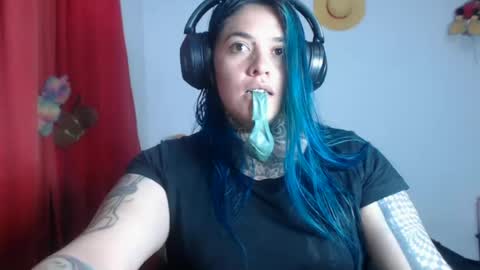 Bubbles online show from July 10, 10:56 pm