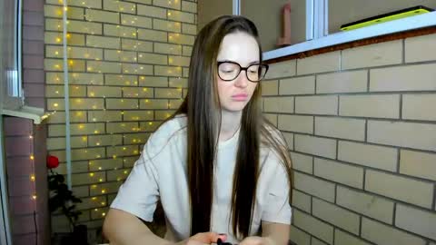 Christina online show from June 3, 8:36 pm