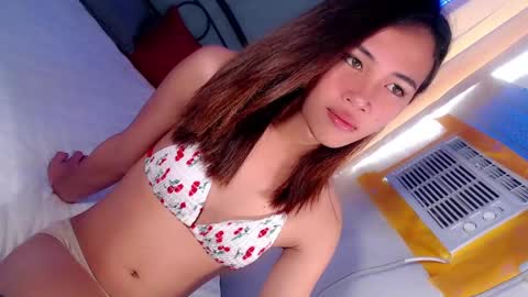 sweet_cassy12 online show from May 1, 4:39 am