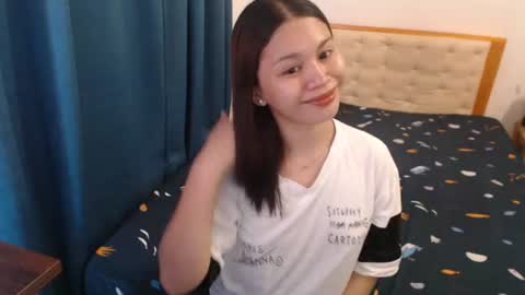 Snapshot of sweet_cassyxx chatting on July 7, 2:32 pm sweet_cassyxx online show from July 7, 2:32 pm