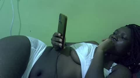 Snapshot of sweet_cherie1 chatting on May 10, 4:56 pm sweet_cherie1 online show from May 10, 4:56 pm