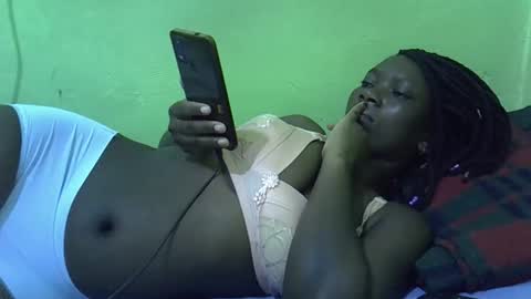 Snapshot of sweet_cherie1 chatting on May 12, 5:48 am sweet_cherie1 online show from May 12, 5:48 am
