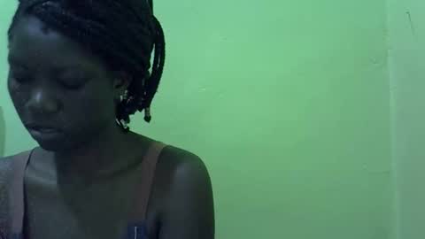 Snapshot of sweet_cherie1 chatting on May 16, 11:42 am sweet_cherie1 online show from May 16, 11:42 am