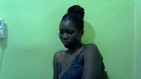 Snapshot of sweet_cherie1 chatting on June 10, 6:56 am sweet_cherie1 online show from June 10, 6:56 am