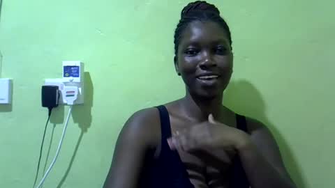 Snapshot of sweet_cherie1 chatting on June 15, 5:59 pm sweet_cherie1 online show from June 15, 5:59 pm