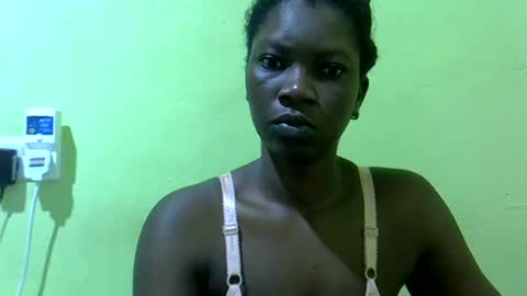 Snapshot of sweet_cherie1 chatting on June 30, 4:13 am sweet_cherie1 online show from June 30, 4:13 am