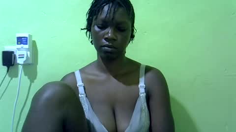 Snapshot of sweet_cherie1 chatting on July 11, 6:38 am sweet_cherie1 online show from July 11, 6:38 am