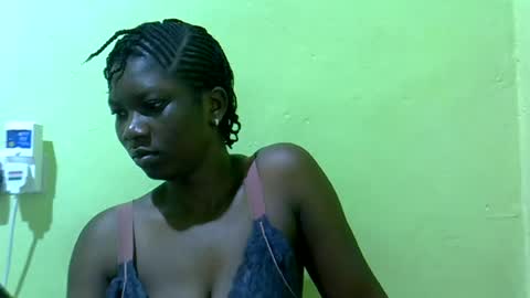 Snapshot of sweet_cherie1 chatting on July 15, 3:12 am sweet_cherie1 online show from July 15, 3:12 am