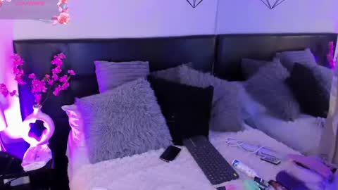 Snapshot of sweet_cherry__1 chatting on August 5, 12:30 pm sweet cherry online show from August 5, 12:30 pm