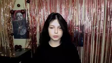 Ivy online show from September 18, 12:29 pm