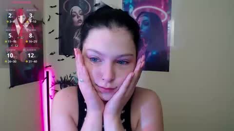 Ivy online show from October 26, 7:36 am