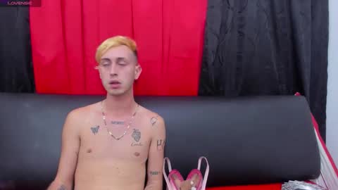 sweet_diamond__ online show from May 31, 3:26 am