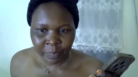 Snapshot of sweet_dori33 chatting on May 16, 3:03 am sweet_dori33 online show from May 16, 3:03 am