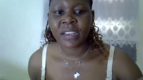 Snapshot of sweet_dori33 chatting on June 15, 8:16 am sweet_dori33 online show from June 15, 8:16 am