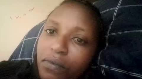 Snapshot of sweet_ebony001 chatting on April 12, 12:32 pm sweet_ebony001 online show from April 12, 12:32 pm