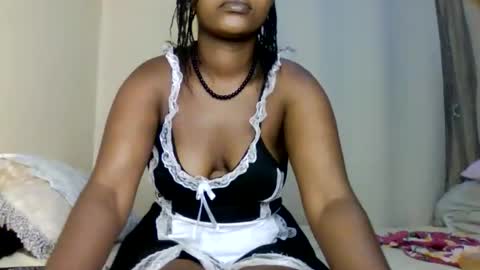 Snapshot of sweet_ebony001 chatting on April 30, 4:57 pm sweet_ebony001 online show from April 30, 4:57 pm