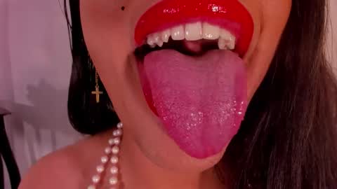 sweet_eliizabeth online show from March 5, 3:24 am