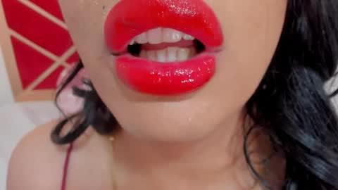 Snapshot of sweet_eliizabeth chatting on May 29, 12:58 pm sweet_eliizabeth online show from May 29, 12:58 pm