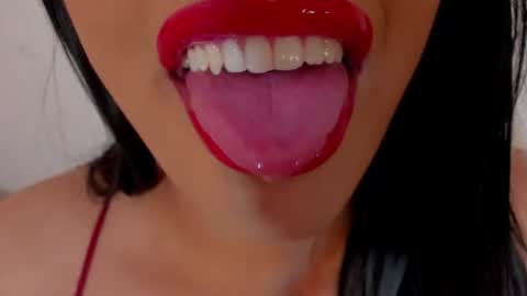 Snapshot of sweet_eliizabeth chatting on July 26, 2:20 am sweet_eliizabeth online show from July 26, 2:20 am