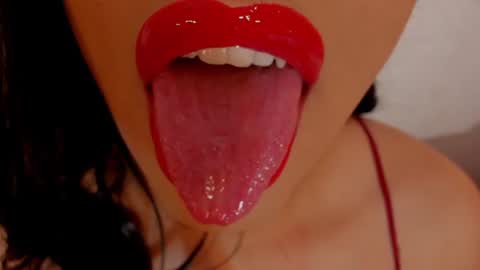 Snapshot of sweet_eliizabeth chatting on August 1, 1:38 am sweet_eliizabeth online show from August 1, 1:38 am