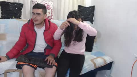 Snapshot of sweet_fantasy_couple chatting on December 31, 1:04 am sweet_fantasy_couple online show from December 31, 1:04 am