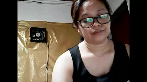 sweet_faye05 online show from March 13, 1:56 am