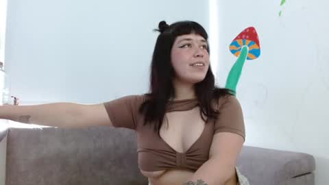 Snapshot of sweet_ferr chatting on July 27, 8:27 pm sweet_ferr online show from July 27, 8:27 pm