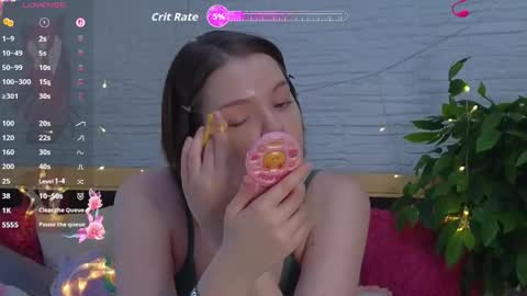 Snapshot of sweet_ferret chatting on May 17, 4:54 am Amely online show from May 17, 4:54 am