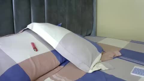 Snapshot of sweet_freaky chatting on May 2, 1:38 pm sweet_freaky online show from May 2, 1:38 pm