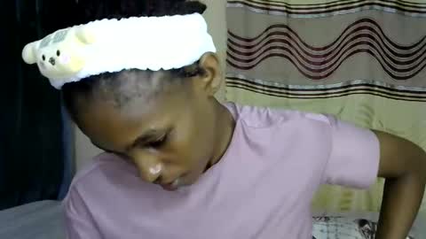 Snapshot of sweet_freaky chatting on May 23, 10:14 pm sweet_freaky online show from May 23, 10:14 pm
