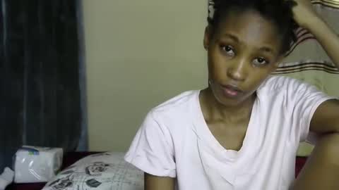 Snapshot of sweet_freaky chatting on June 3, 7:44 am sweet_freaky online show from June 3, 7:44 am