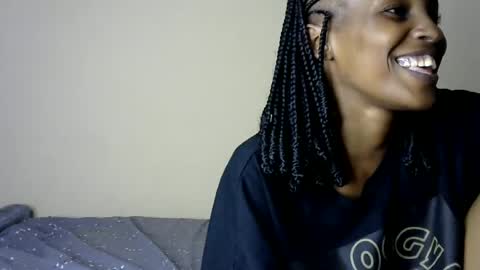 Snapshot of sweet_freaky chatting on June 23, 3:43 pm sweet_freaky online show from June 23, 3:43 pm