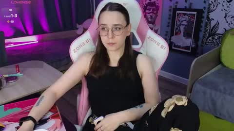 Alice online show from December 3, 3:36 am