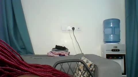 Snapshot of sweet_jenica chatting on November 21, 4:22 am ESTHER NEEMA online show from November 21, 4:22 am