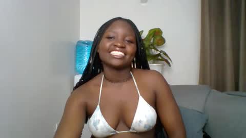 Snapshot of sweet_jenica chatting on May 18, 4:07 am ESTHER NEEMA online show from May 18, 4:07 am