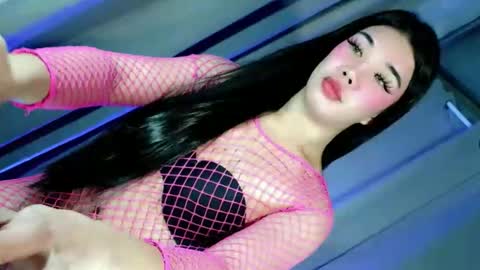 sweet_katrina69 online show from December 15, 12:42 pm