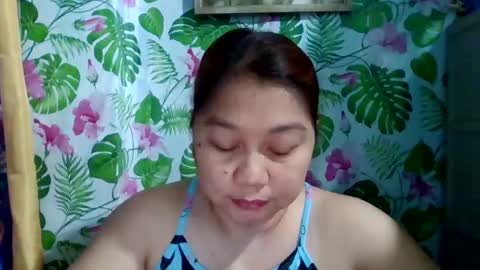 Snapshot of sweet_kayley chatting on December 28, 9:09 am sweet_kayley online show from December 28, 9:09 am