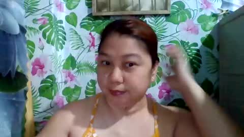 Snapshot of sweet_kayley chatting on January 3, 1:59 am sweet_kayley online show from January 3, 1:59 am