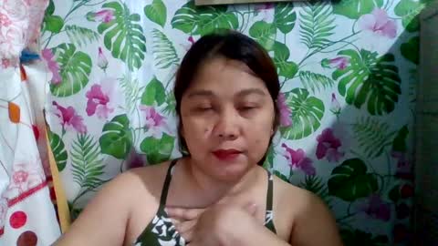 Snapshot of sweet_kayley chatting on March 8, 1:36 pm sweet_kayley online show from March 8, 1:36 pm