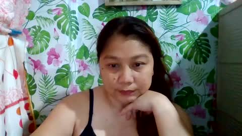 Snapshot of sweet_kayley chatting on March 10, 8:04 am sweet_kayley online show from March 10, 8:04 am