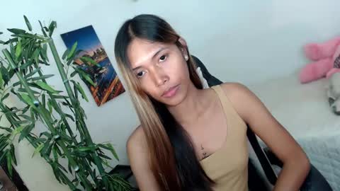 Snapshot of sweet_lady14 chatting on March 11, 7:48 am sweet_lady14 online show from March 11, 7:48 am