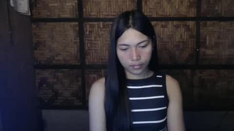 Snapshot of sweet_lady14 chatting on March 11, 7:31 pm sweet_lady14 online show from March 11, 7:31 pm