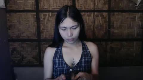 Snapshot of sweet_lady14 chatting on March 19, 1:59 pm sweet_lady14 online show from March 19, 1:59 pm