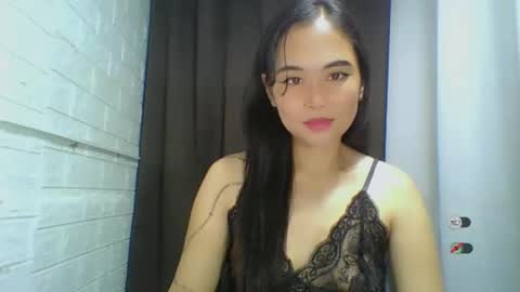 LAIKA online show from October 3, 4:04 pm