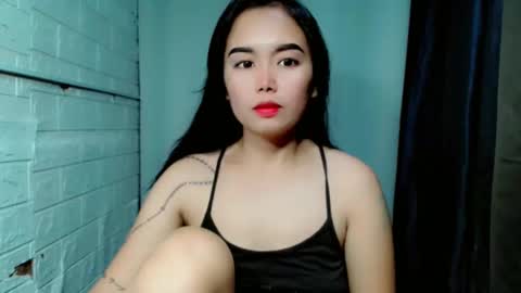 Snapshot of sweet_laika chatting on May 18, 3:57 am LAIKA online show from May 18, 3:57 am